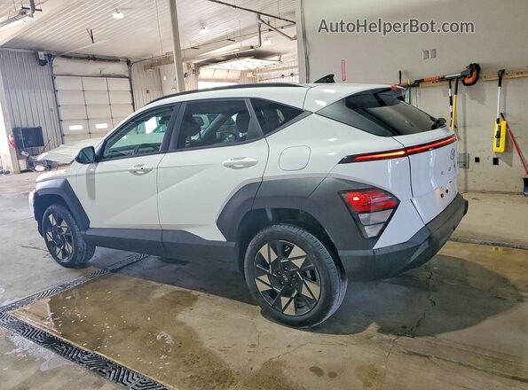 KM8HBCABXRU135048 2024 HYUNDAI KONA White უკანა მარცხენა