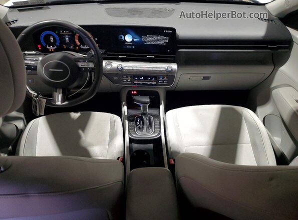 KM8HBCABXRU135048 2024 HYUNDAI KONA White წინა პანელის ხედი