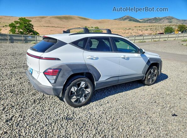 KM8HBCABXSU219523 2025 HYUNDAI KONA White უკანა მარჯვენა