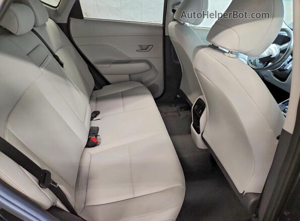 KM8HC3AB6RU039222 2024 HYUNDAI KONA Black Вид задньої частини салону