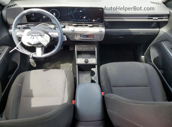 KM8HC3AB6RU102111 2024 HYUNDAI KONA Зеленый Вид панели приборов