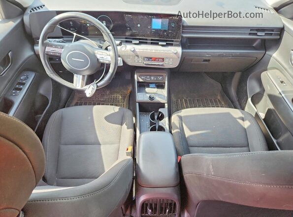 KM8HCCAB1RU062908 2024 HYUNDAI KONA White წინა პანელის ხედი
