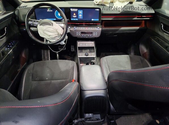 KM8HECA34RU091676 2024 HYUNDAI KONA Black წინა პანელის ხედი