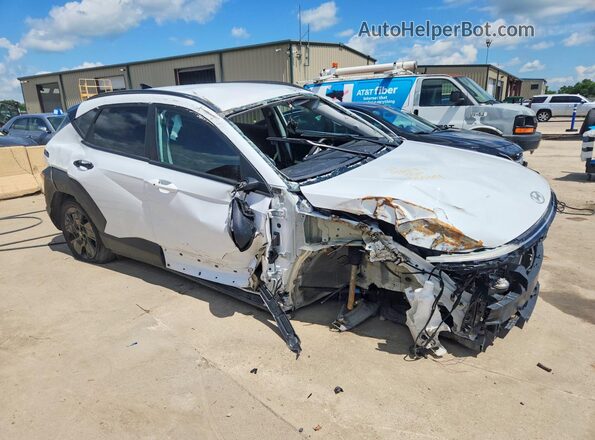 KM8HF3AB1TU385631 2026 HYUNDAI KONA White Front right
