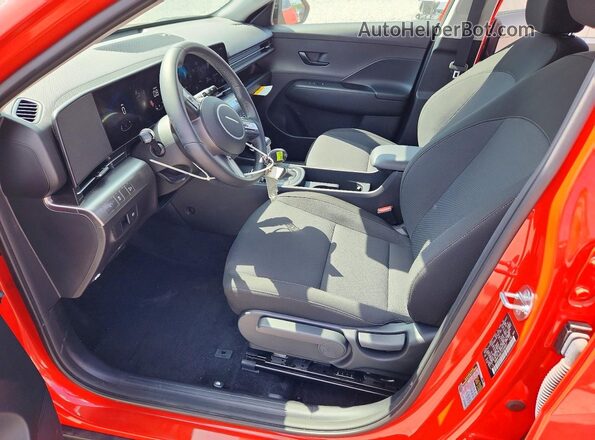 KM8HF3AB2TU358647 2026 HYUNDAI KONA Orange Вид салону спереду