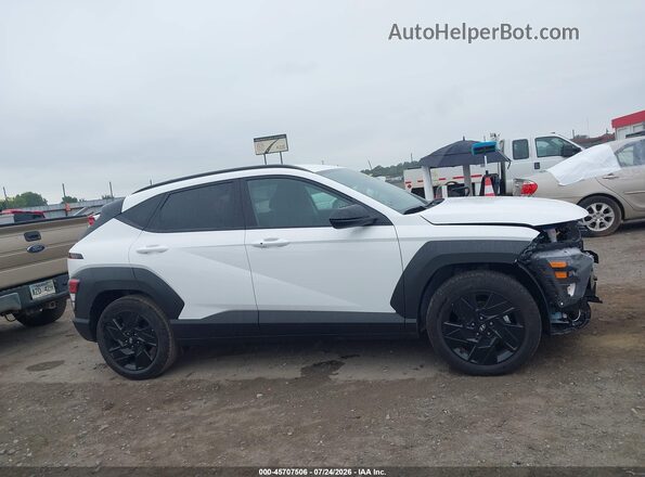 KM8HF3AB6TU433592 2026 HYUNDAI KONA White Սալոնի 360 աստիճան տեսք