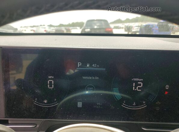 KM8HF3AB7TU358255 2026 HYUNDAI KONA Gray ხელსაწყოთა პანელის ხედი