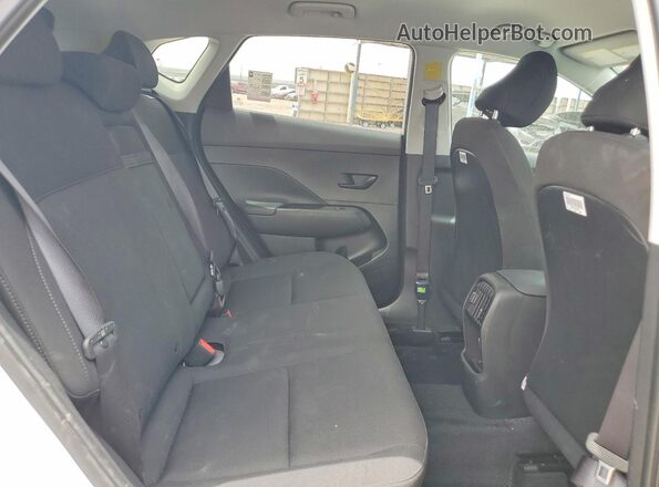 KM8HF3AB8TU437899 2026 HYUNDAI KONA White Вид задньої частини салону