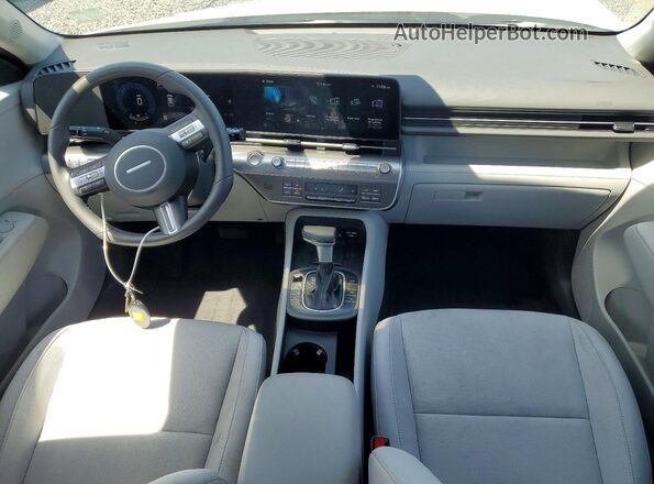 KM8HFCAB0TU407635 2026 HYUNDAI KONA White Dashboard view