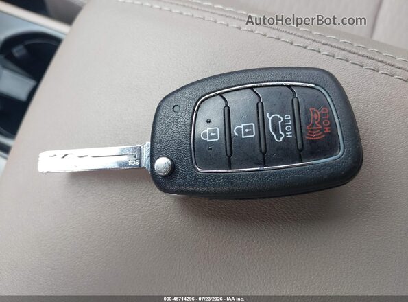 KM8J23A40KU939237 2019 HYUNDAI TUCSON Красный Вид панели приборов