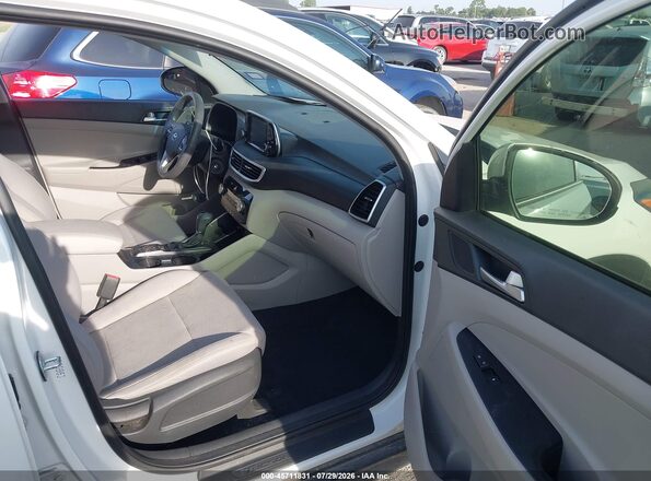 KM8J23A4XLU156394 2020 HYUNDAI TUCSON White Vista interior delantera