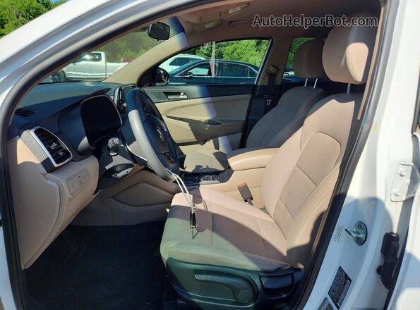 KM8J2CA40LU152290 2020 HYUNDAI TUCSON Белый Вид салона спереди