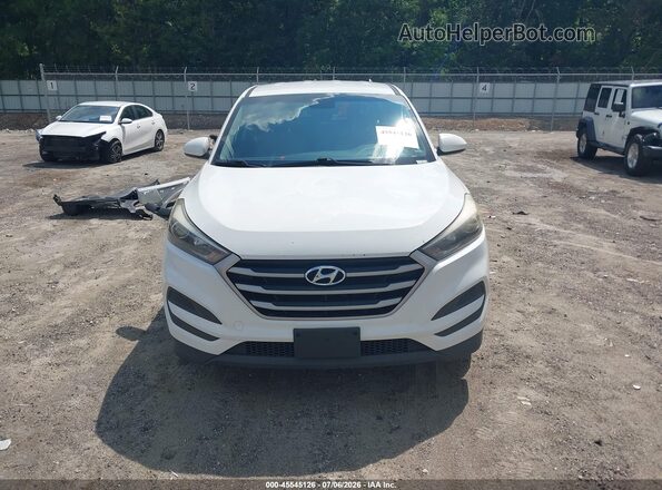 KM8J2CA42JU664680 2018 HYUNDAI TUCSON White Vista interior trasera