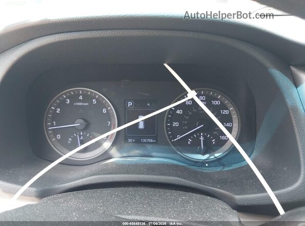 KM8J2CA42JU664680 2018 HYUNDAI TUCSON White Vista de los asientos traseros