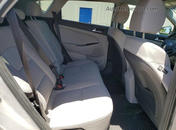 KM8J2CA43MU390958 2021 HYUNDAI TUCSON Silver უკანა სალონის ხედი