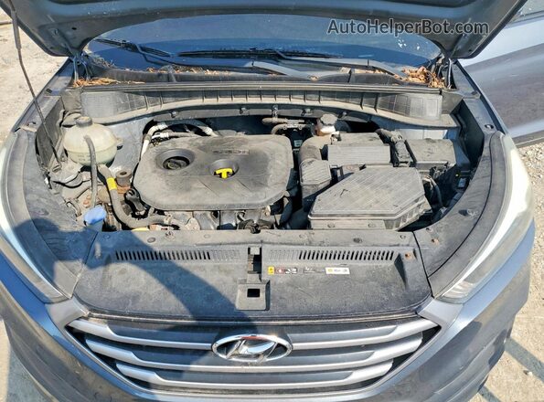 KM8J2CA45JU618339 2018 HYUNDAI TUCSON Gray Vista del compartimento del motor