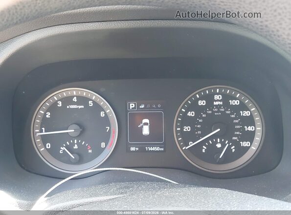 KM8J2CA46JU701164 2018 HYUNDAI TUCSON White უკანა სავარძლების ხედი
