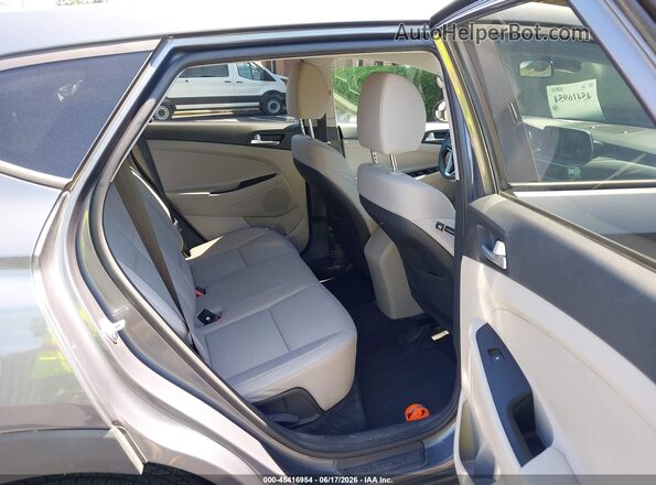 KM8J2CA46MU288943 2021 HYUNDAI TUCSON Gray VIN კოდის სტიკერის ხედი