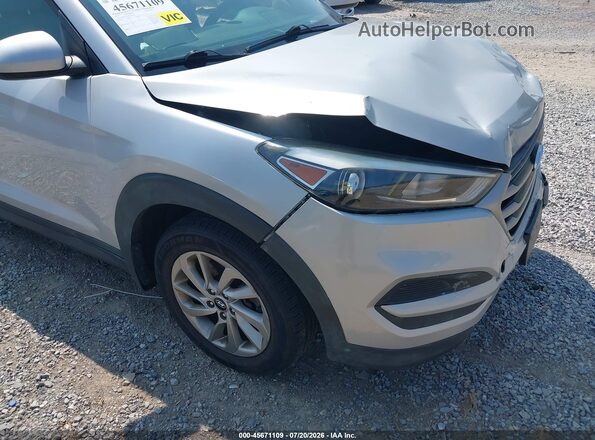 KM8J2CA48JU768283 2018 HYUNDAI TUCSON Серебряный Вид спереди
