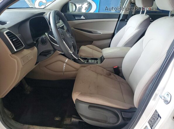 KM8J2CA48LU166356 2020 HYUNDAI TUCSON Белый Вид салона спереди