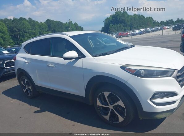 KM8J33A20GU045273 2016 HYUNDAI TUCSON White Vista interior trasera