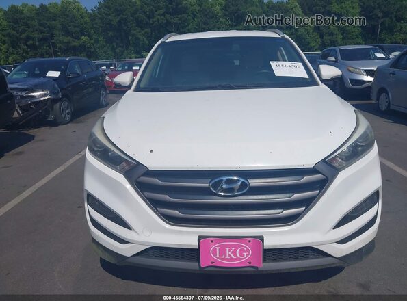 KM8J33A20GU045273 2016 HYUNDAI TUCSON White Vista del cuadro de instrumentos