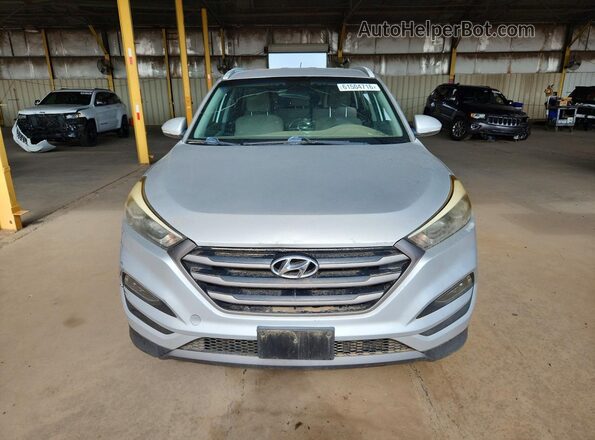 KM8J33A20GU212733 2016 HYUNDAI TUCSON Серебряный Вид спереди