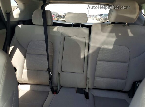 KM8J33A25HU468996 2017 HYUNDAI TUCSON White უკანა სავარძლების ხედი