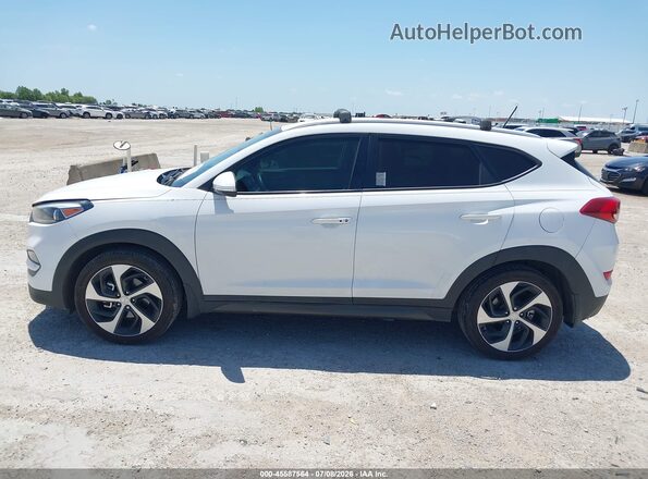 KM8J33A27GU088556 2016 HYUNDAI TUCSON Белый Панорамный вид салона 360°