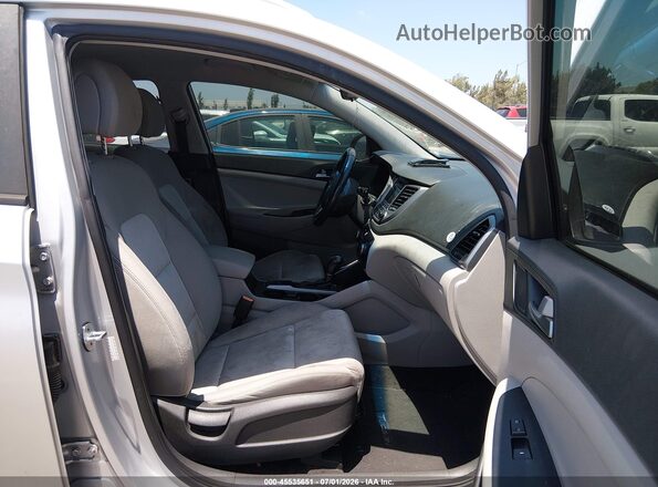 KM8J33A28GU263347 2016 HYUNDAI TUCSON Silver Widok wnętrza z przodu