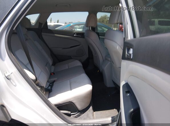 KM8J33A28GU263347 2016 HYUNDAI TUCSON Silver Widok naklejki z numerem VIN