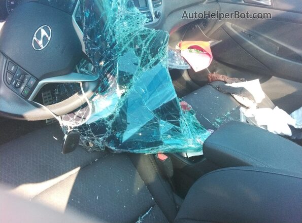 KM8J33A28HU440366 2017 HYUNDAI TUCSON Blue Dashboard view