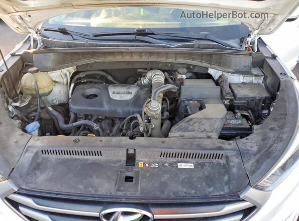 KM8J33A29HU470105 2017 HYUNDAI TUCSON White Widok komory silnika