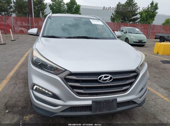 KM8J33A2XGU081617 2016 HYUNDAI TUCSON Silver Front view