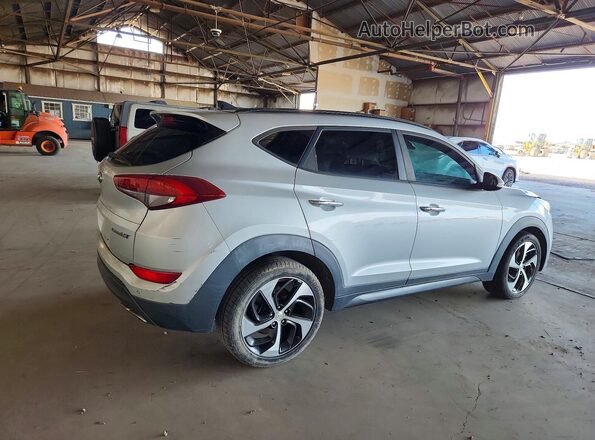 KM8J33A2XGU091869 2016 HYUNDAI TUCSON Silver უკანა მარჯვენა