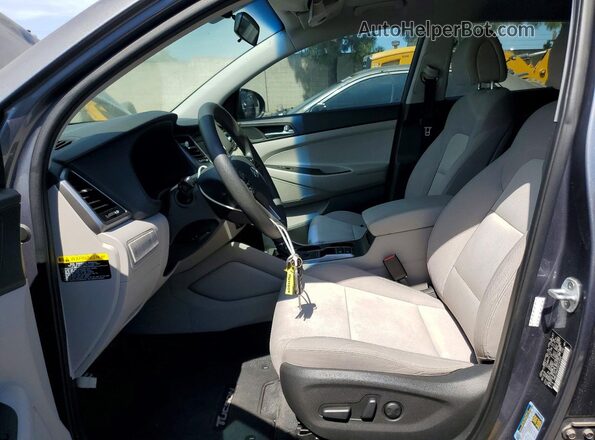 KM8J33A2XGU143520 2016 HYUNDAI TUCSON Серый Вид салона спереди