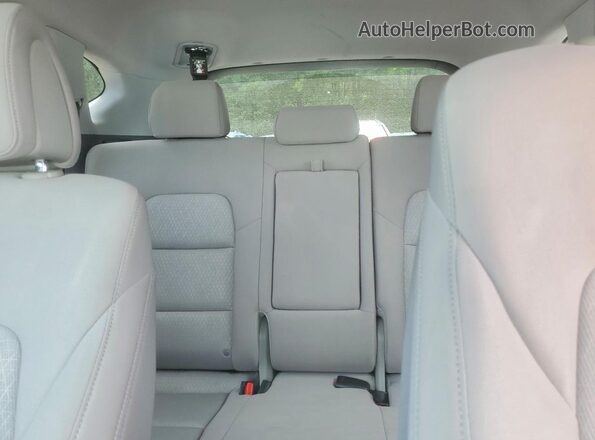 KM8J33A2XGU183029 2016 HYUNDAI TUCSON Silver Widok tylnych siedzeń