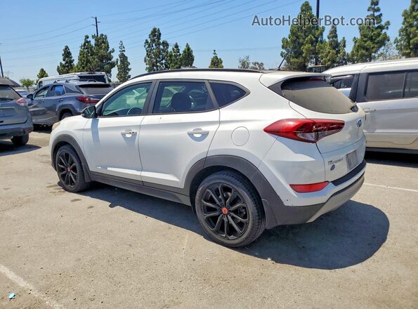 KM8J33A2XHU553509 2017 HYUNDAI TUCSON White Trasero izquierdo