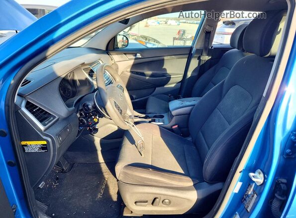 KM8J33A40GU129059 2016 HYUNDAI TUCSON Blue Front interior view