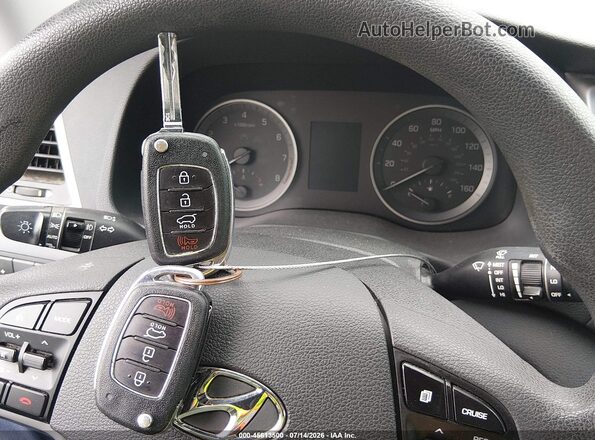 KM8J33A41GU196799 2016 HYUNDAI TUCSON Blue Vista del salpicadero