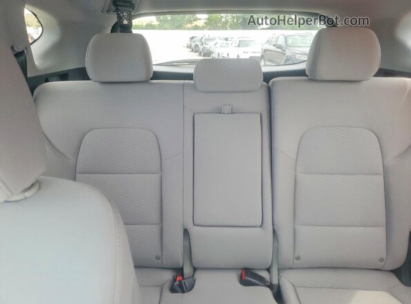 KM8J33A42LU266319 2020 HYUNDAI TUCSON White Vista de los asientos traseros