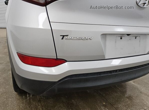 KM8J33A43HU398545 2017 HYUNDAI TUCSON Silver 