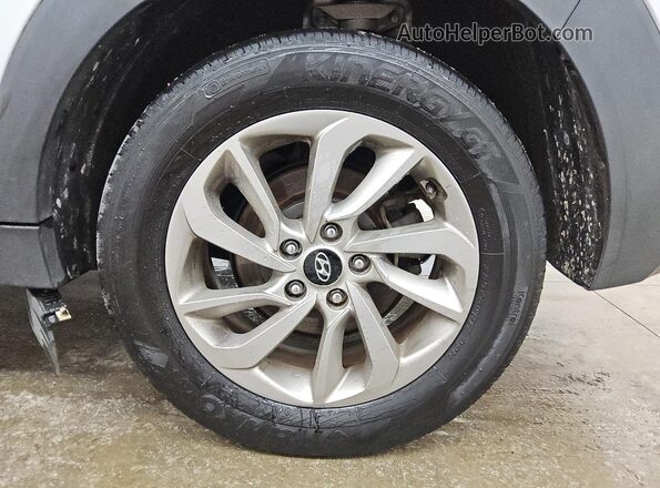 KM8J33A43HU398545 2017 HYUNDAI TUCSON Silver 