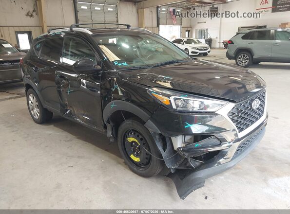 KM8J33A43MU382310 2021 HYUNDAI TUCSON Black Widok z przodu