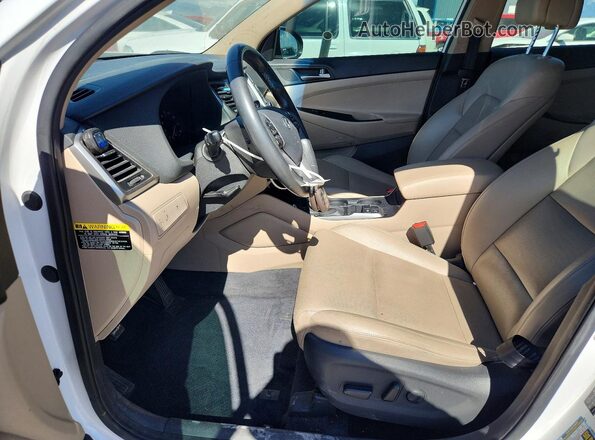 KM8J33A44JU603764 2018 HYUNDAI TUCSON White წინა სალონის ხედი