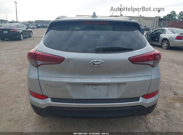 KM8J33A44JU803785 2018 HYUNDAI TUCSON Silver 