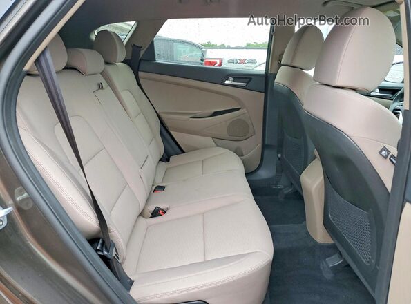 KM8J33A44LU162222 2020 HYUNDAI TUCSON Brown Rear interior view