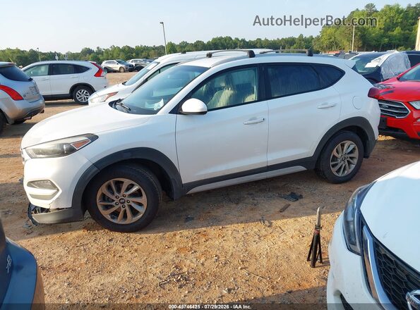 KM8J33A46HU508715 2017 HYUNDAI TUCSON White წინა მარცხენა ხედი სამი მეოთხედიდან