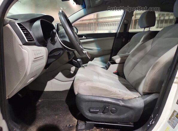 KM8J33A46LU101678 2020 HYUNDAI TUCSON White Սալոնի դիմացի տեսք