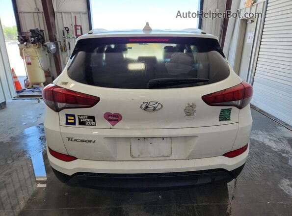 KM8J33A49JU639417 2018 HYUNDAI TUCSON White 